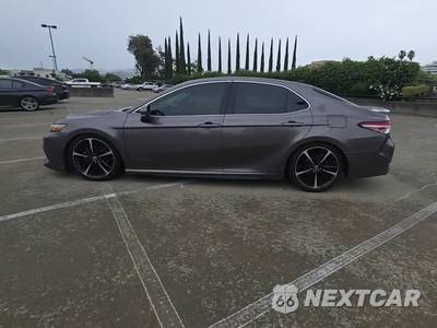 2018 Toyota Camry XSE - zdjęcie 3 z 33 - miniatura