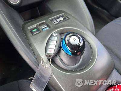 2019 Nissan LEAF S - zdjęcie 5 z 21 - miniatura