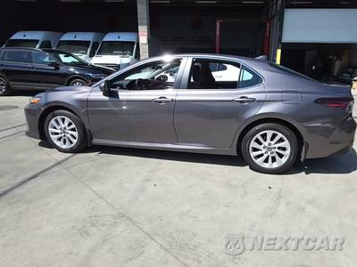 2023 Toyota Camry LE - zdjęcie 3 z 29 - miniatura