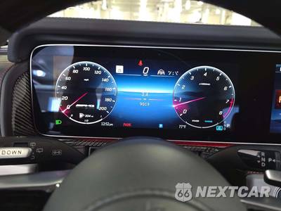 2025 Mercedes-Benz AMG G 63 4MATIC - zdjęcie 9 z 20 - miniatura
