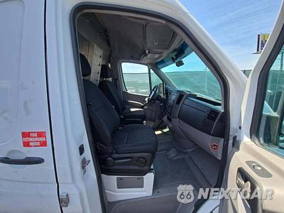 2017 Mercedes-Benz Sprinter 3500XD Cargo Van DRW High Roof 170.3" WB - zdjęcie 18 z 32 - miniatura