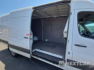 2017 Mercedes-Benz Sprinter 3500XD Cargo Van DRW High Roof 170.3" WB - zdjęcie 16 z 32 - miniatura