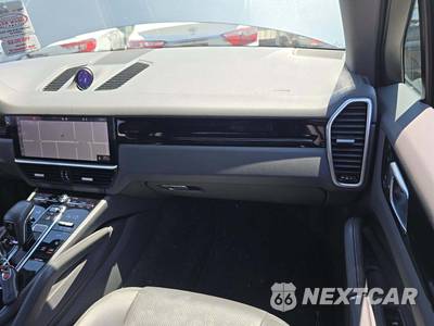 2019 Porsche Cayenne - zdjęcie 19 z 26 - miniatura