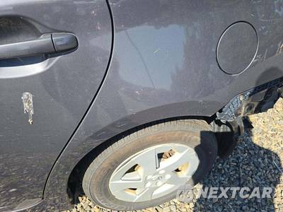 2011 Toyota Prius Two - zdjęcie 26 z 39 - miniatura