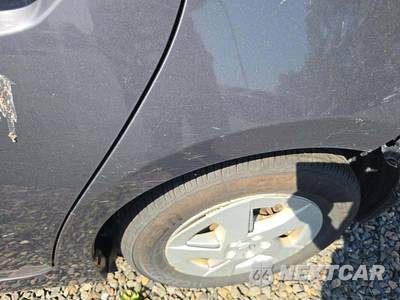 2011 Toyota Prius Two - zdjęcie 27 z 39 - miniatura