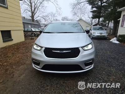 2024 Chrysler Pacifica Touring L 121.6" WB - zdjęcie 2 z 24 - miniatura