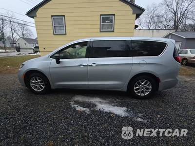 2024 Chrysler Pacifica Touring L 121.6" WB - zdjęcie 3 z 24 - miniatura