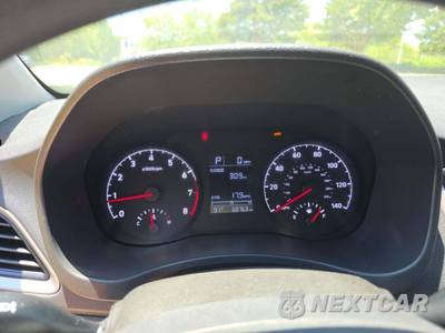 2021 Hyundai Accent SE - zdjęcie 6 z 18 - miniatura