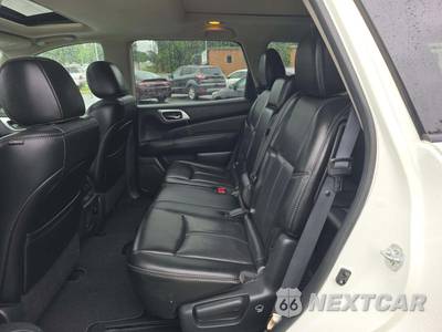 2017 Nissan Pathfinder Platinum - zdjęcie 10 z 23 - miniatura