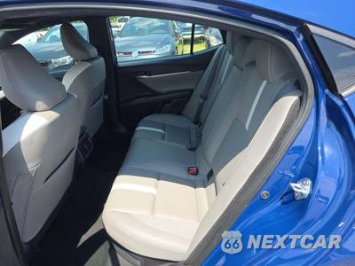 2025 Toyota Camry SE - zdjęcie 13 z 24 - miniatura