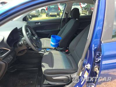 2019 Hyundai Accent SE - zdjęcie 6 z 22 - miniatura
