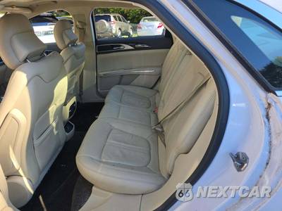 2013 Lincoln MKZ - zdjęcie 13 z 31 - miniatura