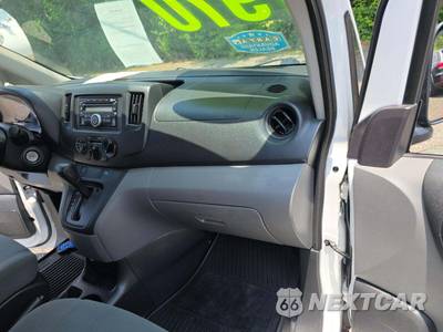 2015 Nissan NV200 Compact Cargo S 115.2" WB - zdjęcie 16 z 19 - miniatura