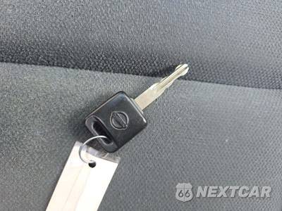 2015 Nissan NV200 Compact Cargo S 115.2" WB - zdjęcie 5 z 19 - miniatura