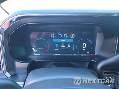 2024 Ford Super Duty F-250 Lariat Crew Cab Medium Bed - zdjęcie 8 z 20 - miniatura