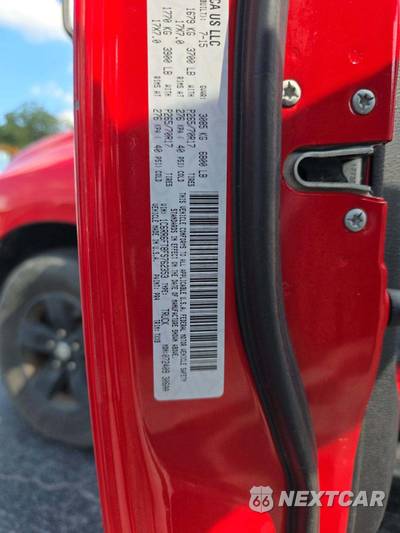 2015 Ram 1500 Tradesman Extended Cab Medium Bed - zdjęcie 5 z 22 - miniatura