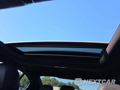 2020 BMW 3 Series Sedan 330i xDrive - zdjęcie 11 z 21 - miniatura