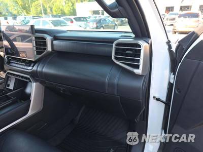 2026 Toyota Tundra Platinum Crew Cab Short Bed - zdjęcie 19 z 21 - miniatura