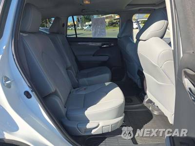 2023 Toyota Highlander Limited - zdjęcie 17 z 22 - miniatura