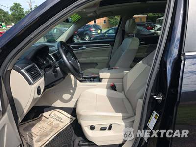 2019 Volkswagen Atlas V6 SE w/Technology - zdjęcie 6 z 23 - miniatura