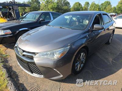 2016 Toyota Camry SE - zdjęcie 1 z 26 - miniatura