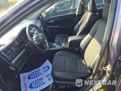 2016 Toyota Camry SE - zdjęcie 6 z 26 - miniatura
