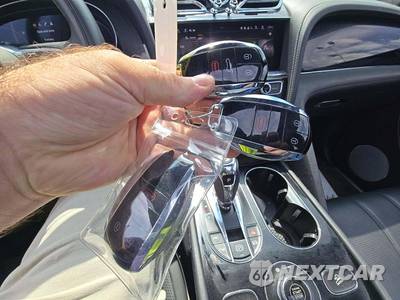 2021 Bentley Bentayga V8 - zdjęcie 8 z 25 - miniatura