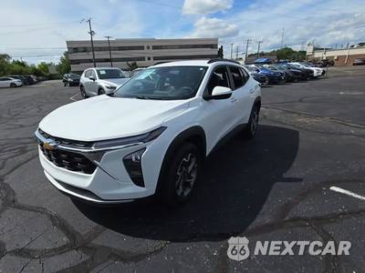 2025 Chevrolet Trax LT - zdjęcie 1 z 19 - miniatura