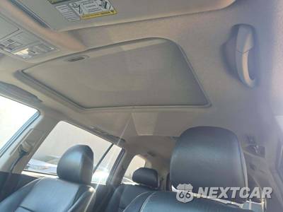 2013 Toyota Highlander SE - zdjęcie 11 z 24 - miniatura