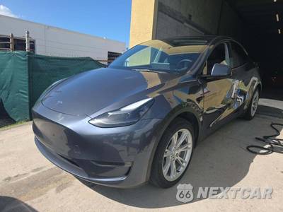 2023 Tesla Model Y Standard Range - zdjęcie 1 z 24 - miniatura