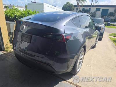 2023 Tesla Model Y Standard Range - zdjęcie 3 z 24 - miniatura
