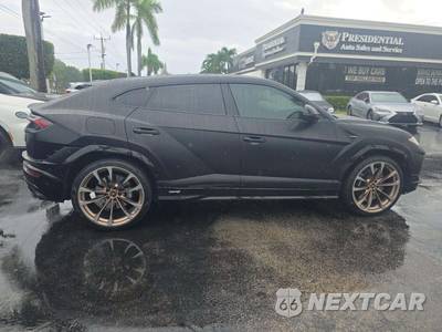 2023 Lamborghini Urus S - zdjęcie 4 z 20 - miniatura