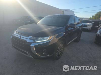 2020 Mitsubishi Outlander SE - zdjęcie 1 z 26 - miniatura