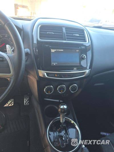 2015 Mitsubishi Outlander Sport GT - zdjęcie 10 z 33 - miniatura