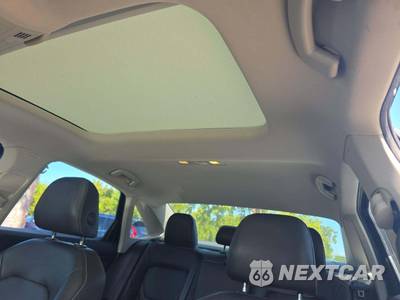 2019 Volkswagen Jetta SEL Premium - zdjęcie 11 z 24 - miniatura