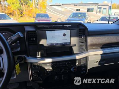2024 Ford Super Duty F-250 XLT Regular Cab Long Bed - zdjęcie 7 z 16 - miniatura