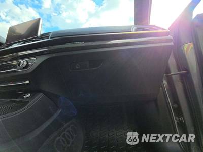 2019 Audi SQ5 Premium Plus - zdjęcie 19 z 21 - miniatura