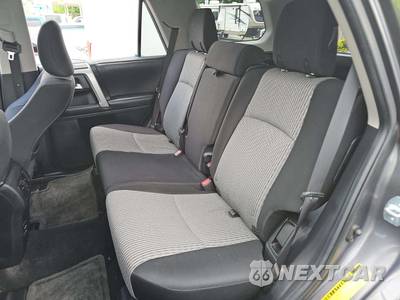 2014 Toyota 4Runner SR5 - zdjęcie 13 z 29 - miniatura