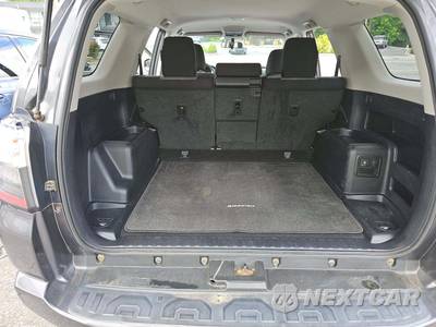 2014 Toyota 4Runner SR5 - zdjęcie 14 z 29 - miniatura