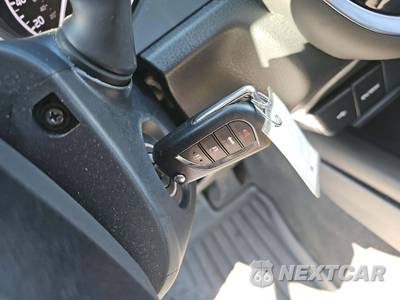 2023 Toyota Camry LE - zdjęcie 8 z 25 - miniatura