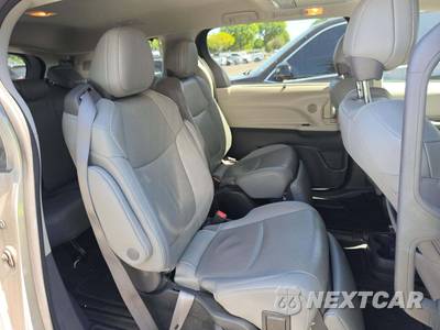 2023 Toyota Sienna Limited 7-Passenger 120.5" WB - zdjęcie 17 z 23 - miniatura