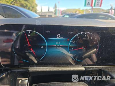 2021 Mercedes-Benz AMG GLA 35 4MATIC - zdjęcie 9 z 25 - miniatura
