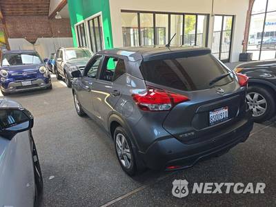 2020 Nissan Kicks S - zdjęcie 2 z 20 - miniatura