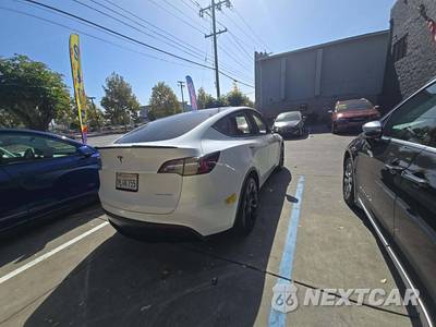 2021 Tesla Model Y Long Range - zdjęcie 3 z 28 - miniatura