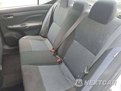 2025 Nissan Versa SV - zdjęcie 13 z 22 - miniatura