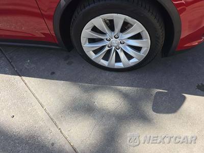 2018 Tesla Model X 75D - zdjęcie 29 z 29 - miniatura