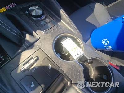 2026 Lexus IS 350 F SPORT Design - zdjęcie 8 z 20 - miniatura