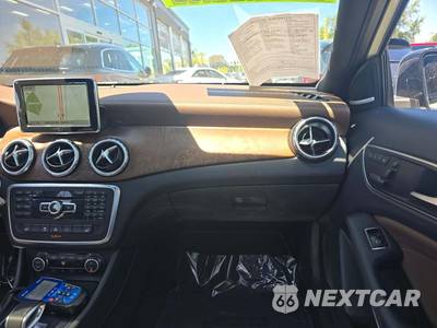2015 Mercedes-Benz GLA 45 AMG 4MATIC - zdjęcie 16 z 26 - miniatura