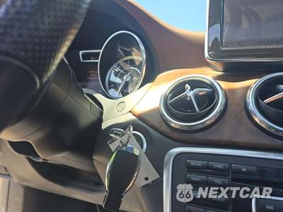 2015 Mercedes-Benz GLA 45 AMG 4MATIC - zdjęcie 5 z 26 - miniatura