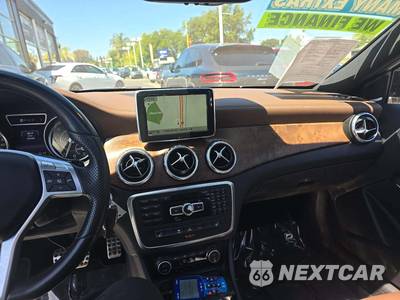 2015 Mercedes-Benz GLA 45 AMG 4MATIC - zdjęcie 7 z 26 - miniatura